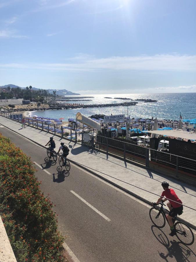 Nonsolomare Wifi Aria Condizionata Parcheggio Sanremo Exterior foto